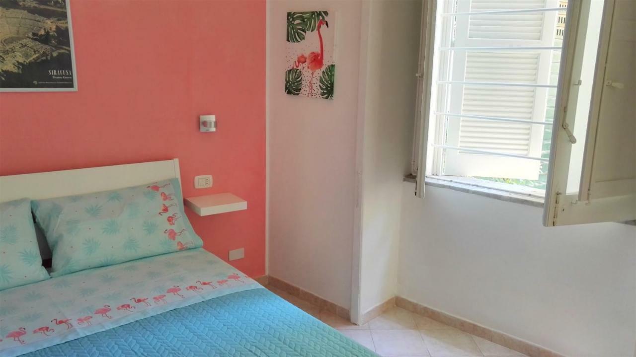 シラクーサ Aloha House Ortigiaヴィラ エクステリア 写真